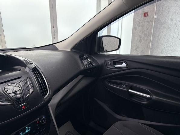 Ford Kuga II с пробегом 2013 года, цена 1 365 000 рублей, 97047 км, внедорожник, Автокод Объявления