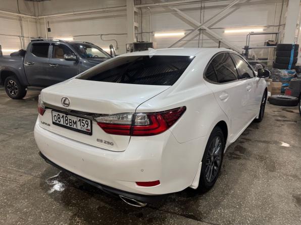 Lexus ES VI Рестайлинг с пробегом 2017 года, цена 2 490 000 рублей, 132973 км, седан, Автокод Объявления