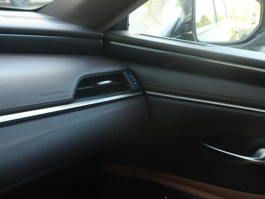 Lexus ES VII Казань  - изображение 14