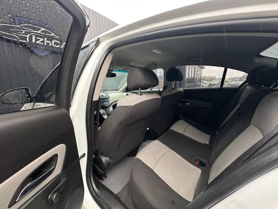 Chevrolet Cruze I Рестайлинг Ижевск  - изображение 11