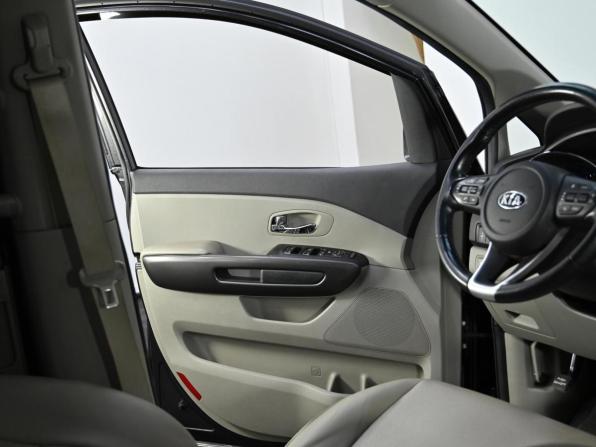 Kia Carnival III с пробегом 2020 года, цена 2 749 000 рублей, 131000 км, минивэн, Автокод Объявления