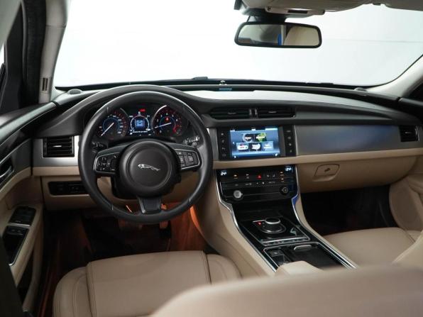 Jaguar XF II с пробегом 2016 года, цена 1 997 055 рублей, 199438 км, седан, Автокод Объявления