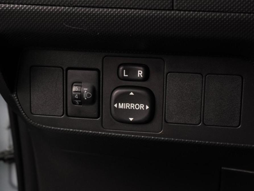 Toyota Auris I Воронеж  - изображение 16