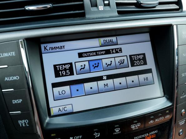 Lexus IS II Рестайлинг 2 с пробегом 2012 года, цена 2 799 000 рублей, 155553 км, кабриолет, Автокод Объявления