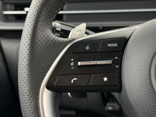 Hyundai Staria I с пробегом 2025 года, цена 6 990 000 рублей, 22389 км, минивэн, Автокод Объявления