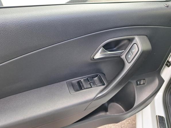 Volkswagen Polo V Рестайлинг с пробегом 2019 года, цена 980 000 рублей, 148200 км, седан, Автокод Объявления