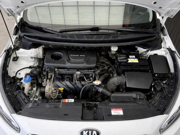 Kia Ceed II Рестайлинг с пробегом 2017 года, цена 1 227 000 рублей, 174863 км, хэтчбек, Автокод Объявления