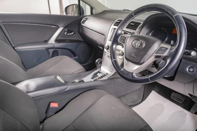 Toyota Avensis III Рестайлинг с пробегом 2012 года, цена 1 429 000 рублей, 224000 км, универсал, Автокод Объявления