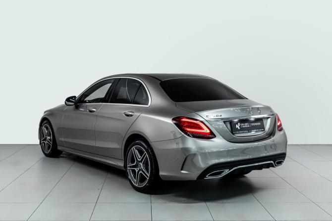 Mercedes-Benz C-Класс IV (W205) Рестайлинг с пробегом 2018 года, цена 3 059 000 рублей, 152000 км, седан, Автокод Объявления