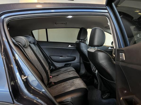 Kia Sportage IV Рестайлинг с пробегом 2021 года, цена 2 260 000 рублей, 119095 км, внедорожник, Автокод Объявления