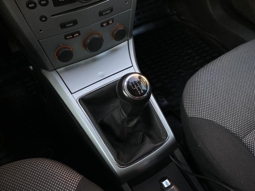 Opel Astra H Рестайлинг Челябинск  - изображение 7