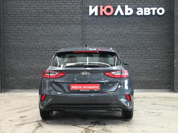 Kia Ceed III с пробегом 2018 года, цена 1 770 000 рублей, 42233 км, хэтчбек, Автокод Объявления