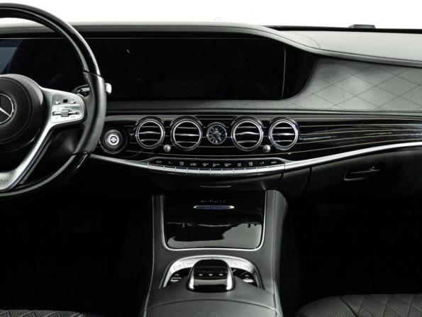 Mercedes-Benz Maybach S-Класс I (X222) Рестайлинг с пробегом 2019 года, цена 8 999 999 рублей, 33581 км, седан, Автокод Объявления