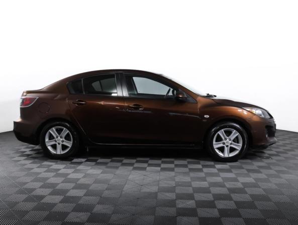 Mazda 3 II (BL) Рестайлинг с пробегом 2012 года, цена 948 000 рублей, 130705 км, седан, Автокод Объявления