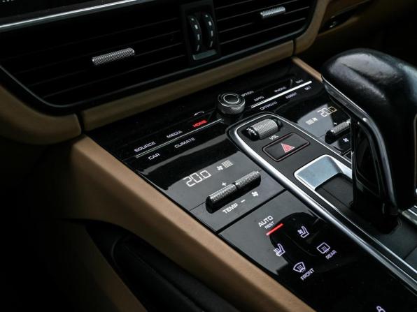 Porsche Cayenne III с пробегом 2018 года, цена 5 166 000 рублей, 143047 км, внедорожник, Автокод Объявления