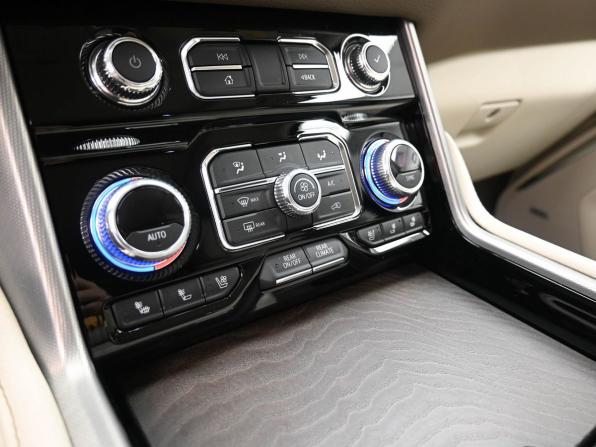 GMC Yukon V с пробегом 2022 года, цена 15 458 900 рублей, 12115 км, внедорожник, Автокод Объявления