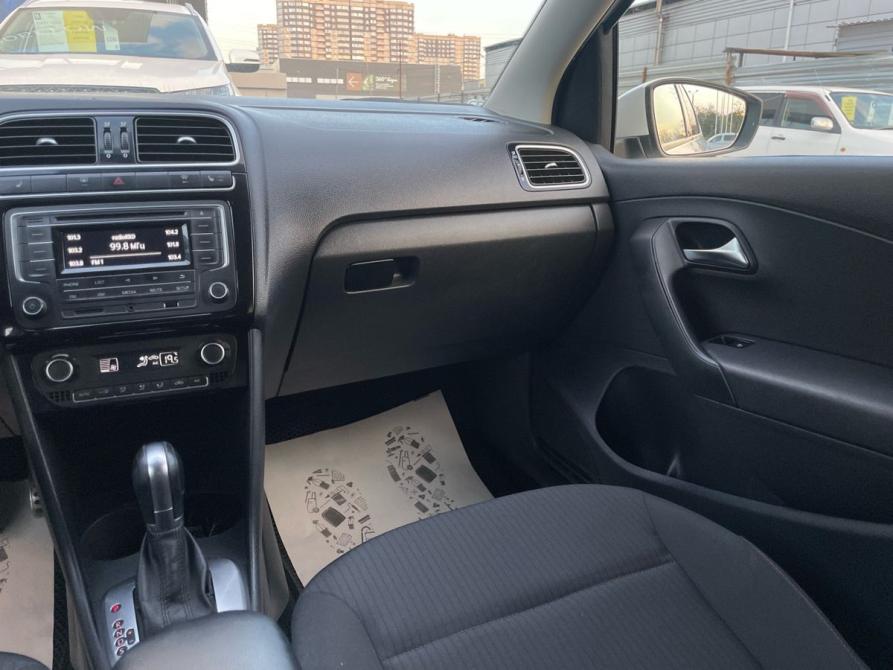 Volkswagen Polo V Рестайлинг Краснодар  - изображение 17