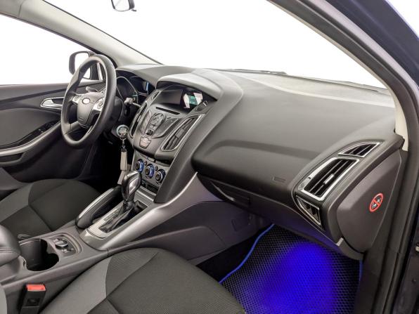 Ford Focus III с пробегом 2012 года, цена 900 000 рублей, 71132 км, седан, Автокод Объявления