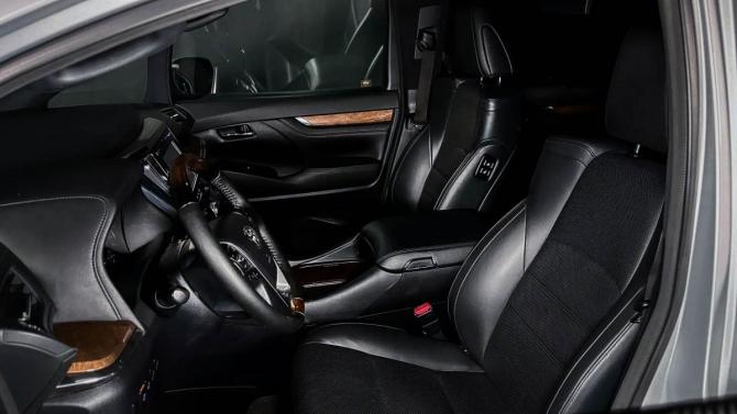 Toyota Alphard III с пробегом 2015 года, цена 3 250 000 рублей, 376772 км, минивэн, Автокод Объявления