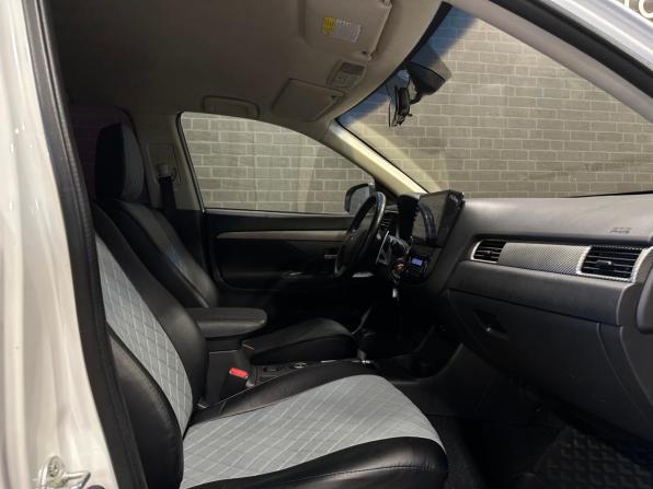 Mitsubishi Outlander III с пробегом 2012 года, цена 1 340 000 рублей, 156799 км, внедорожник, Автокод Объявления
