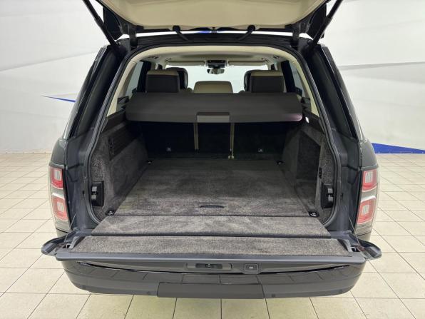 Land Rover Range Rover IV Рестайлинг с пробегом 2018 года, цена 5 790 000 рублей, 67290 км, внедорожник, Автокод Объявления