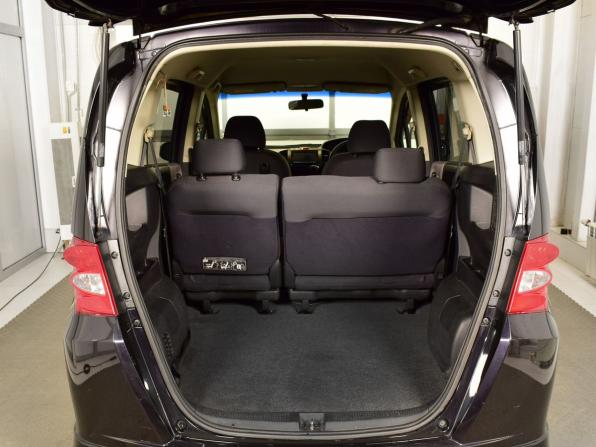 Honda Freed I с пробегом 2010 года, цена 999 995 рублей, 163159 км, компактвэн, Автокод Объявления