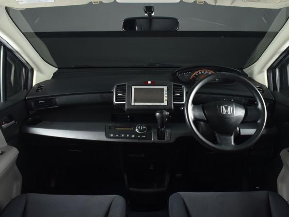 Honda Freed I с пробегом 2010 года, цена 994 995 рублей, 103672 км, компактвэн, Автокод Объявления