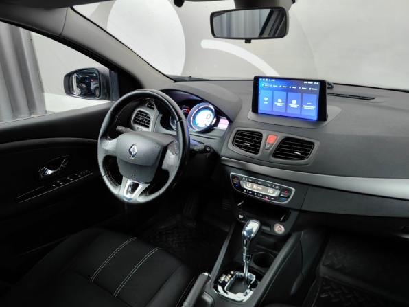 Renault Fluence I Рестайлинг с пробегом 2014 года, цена 795 000 рублей, 131652 км, седан, Автокод Объявления