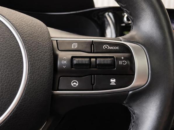 Kia K5 III с пробегом 2021 года, цена 3 090 000 рублей, 53433 км, седан, Автокод Объявления