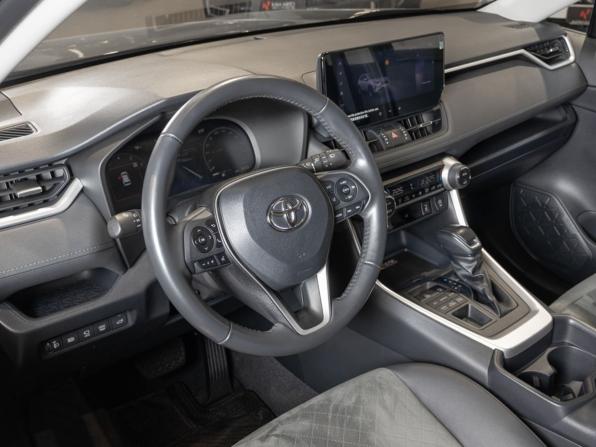 Toyota RAV4 V (XA50) с пробегом 2024 года, цена 3 790 500 рублей, 36000 км, внедорожник, Автокод Объявления