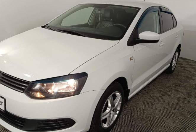 Volkswagen Polo V Рестайлинг с пробегом 2015 года, цена 900 000 рублей, 169395 км, седан, Автокод Объявления