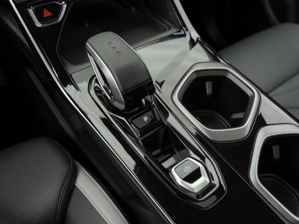 Geely Atlas II с пробегом 2024 года, цена 3 140 000 рублей, 29008 км, внедорожник, Автокод Объявления