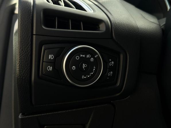 Ford Focus III Рестайлинг с пробегом 2018 года, цена 1 090 000 рублей, 139000 км, универсал, Автокод Объявления