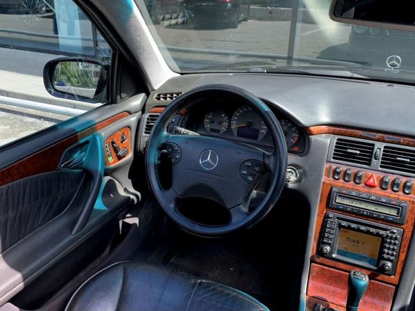 Mercedes-Benz E-Класс II (W210 S210) Рестайлинг с пробегом 2000 года, цена 615 000 рублей, 312101 км, седан, Автокод Объявления