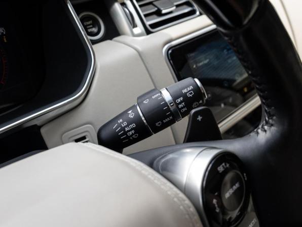 Land Rover Range Rover IV Рестайлинг с пробегом 2019 года, цена 8 350 000 рублей, 52803 км, внедорожник, Автокод Объявления
