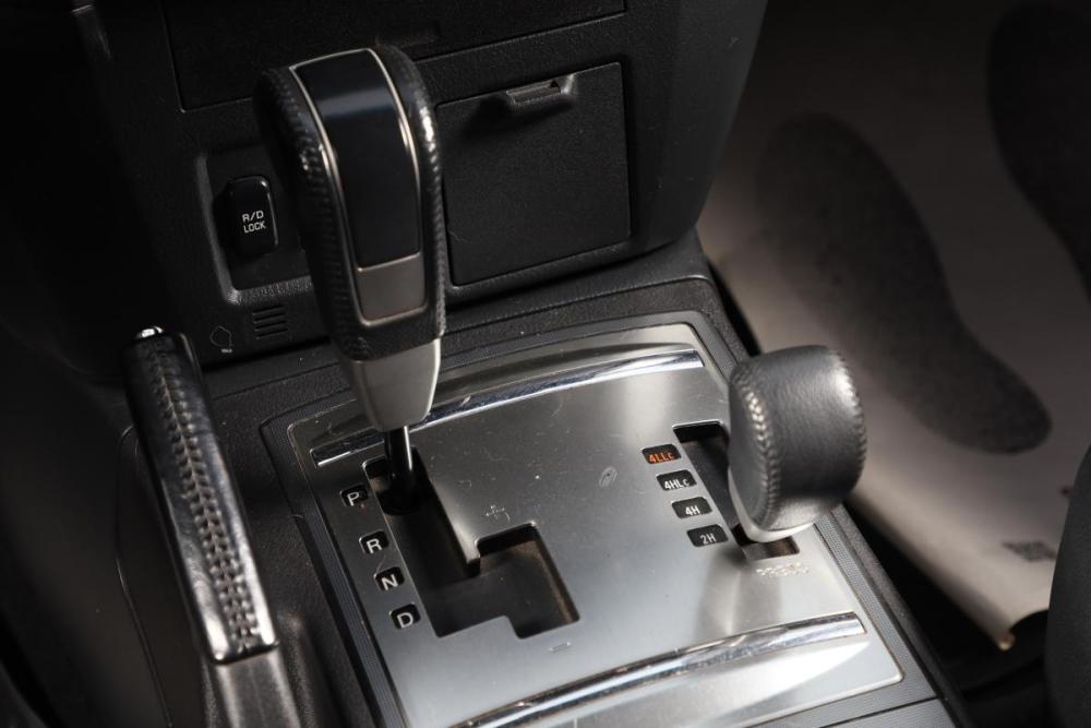 Mitsubishi Pajero IV Рестайлинг 1 Новосибирск  - изображение 15