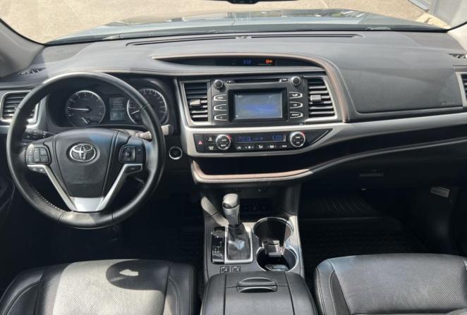 Toyota Highlander III (XU50) с пробегом 2014 года, цена 3 090 000 рублей, 151105 км, внедорожник, Автокод Объявления