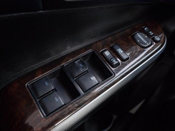 Toyota Camry VII (XV50) Рестайлинг с пробегом 2015 года, цена 2 100 000 рублей, 139876 км, седан, Автокод Объявления