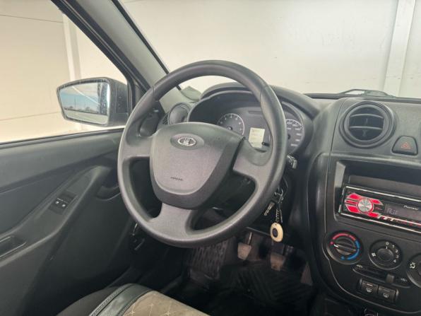 Lada (ВАЗ) Granta I с пробегом 2017 года, цена 499 000 рублей, 114081 км, седан, Автокод Объявления
