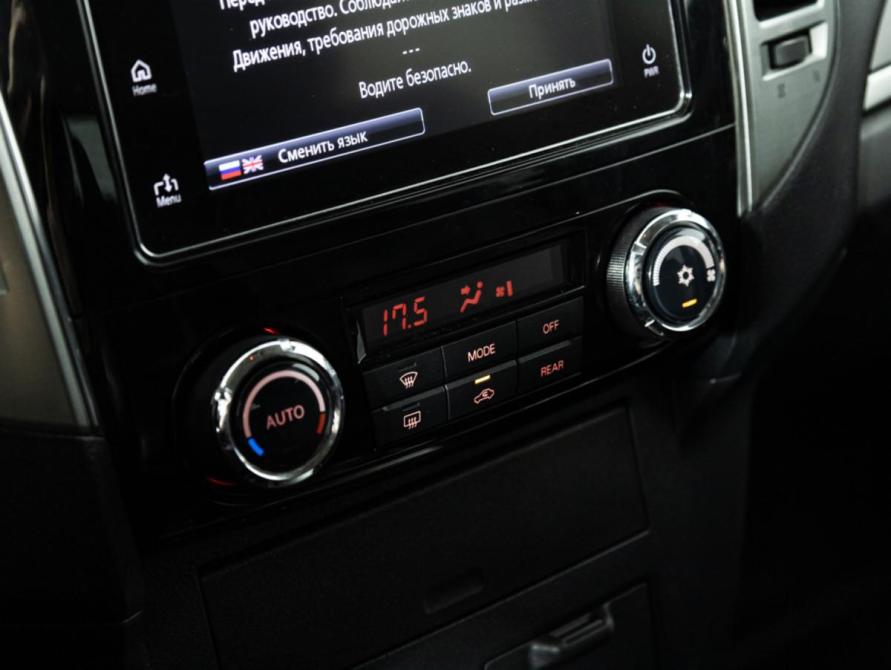 Mitsubishi Pajero IV Рестайлинг 2 Санкт-Петербург  - изображение 17