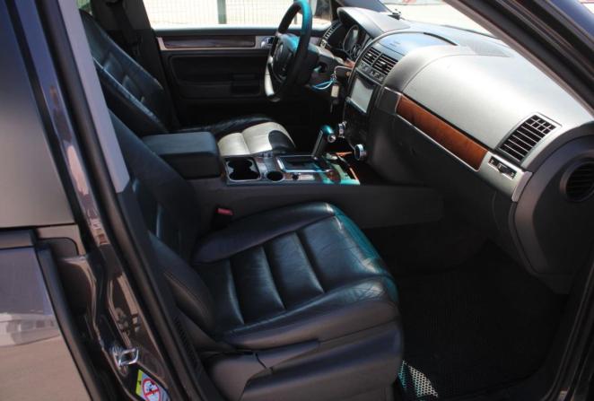 Volkswagen Touareg I Рестайлинг с пробегом 2008 года, цена 1 060 000 рублей, 239953 км, внедорожник, Автокод Объявления