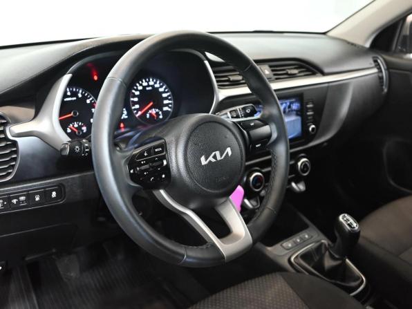 Kia Rio IV Рестайлинг с пробегом 2022 года, цена 1 850 000 рублей, 51727 км, седан, Автокод Объявления