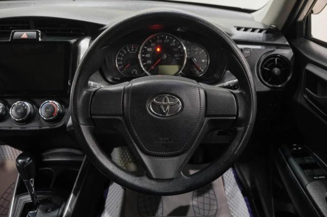 Toyota Corolla XI (E160 E170 E180) с пробегом 2015 года, цена 1 329 000 рублей, 123000 км, универсал, Автокод Объявления