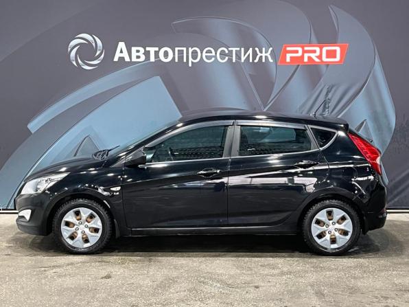 Hyundai Solaris I Рестайлинг с пробегом 2016 года, цена 633 000 рублей, 318079 км, хэтчбек, Автокод Объявления