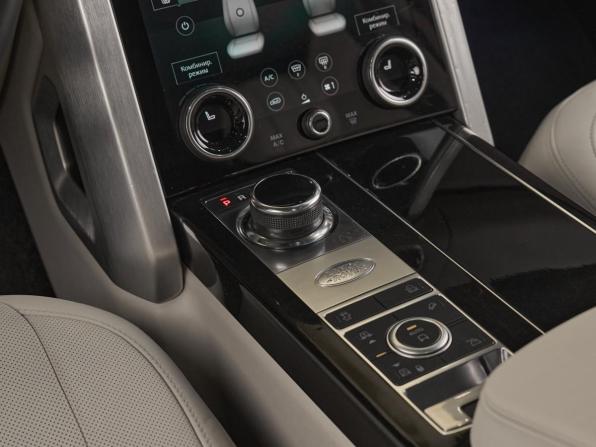 Land Rover Range Rover IV Рестайлинг с пробегом 2018 года, цена 6 495 000 рублей, 103700 км, внедорожник, Автокод Объявления