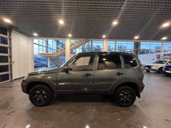 Chevrolet Niva I Рестайлинг с пробегом 2011 года, цена 461 000 рублей, 194550 км, внедорожник, Автокод Объявления