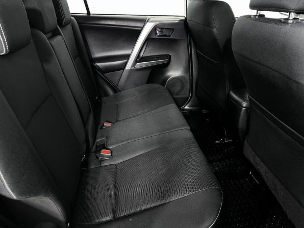 Toyota RAV4 IV (XA40) Рестайлинг с пробегом 2017 года, цена 2 279 000 рублей, 144000 км, внедорожник, Автокод Объявления