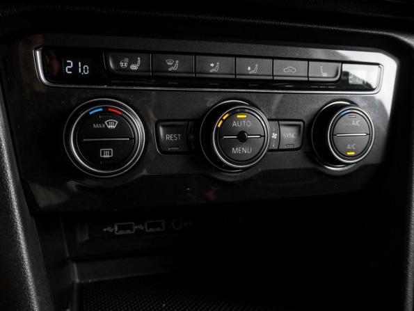 Volkswagen Tiguan II с пробегом 2019 года, цена 2 344 000 рублей, 194692 км, внедорожник, Автокод Объявления