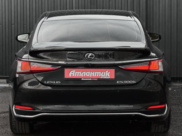 Lexus ES VII с пробегом 2021 года, цена 3 490 000 рублей, 68951 км, седан, Автокод Объявления