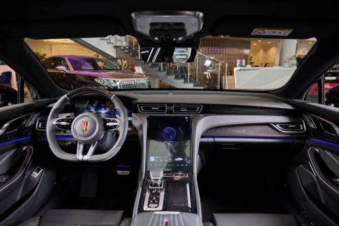 Новый Hongqi H6 2025 года, цена 4 560 000 рублей, лифтбек, Автокод Объявления